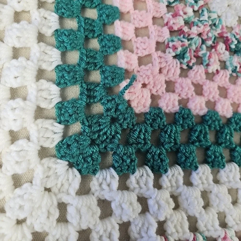 Vintage Afghan Granny Concentric Square Throw Blanket Green Pink‎ White 50